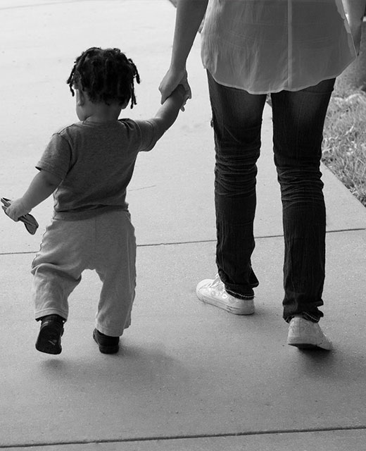 walking-holding-hand